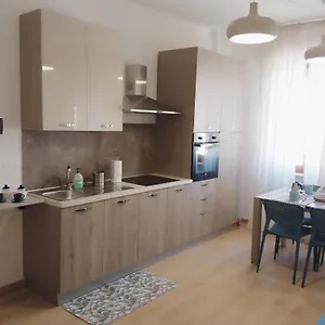 https://nonna-pella.hotelitalianriviera.com