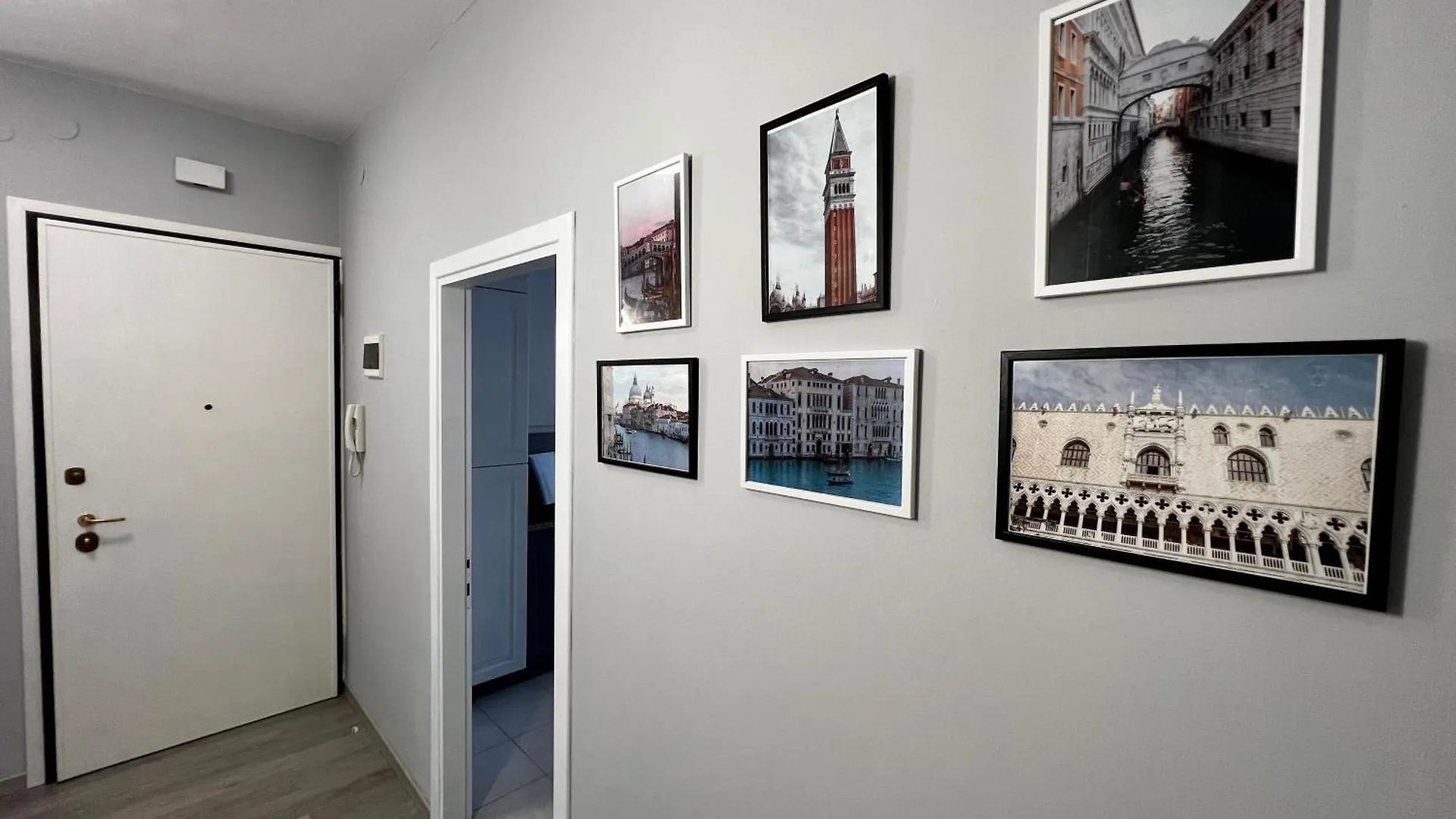 Interno1 Apartment Mestre